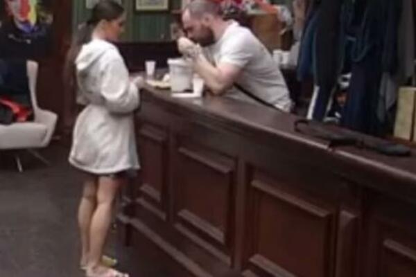 ANĐELI SE GADE STOPALA, A OVO JE RAZLOG ZAŠTO LJUBI ZVEZDANOVA: Crnogorka ne prestaje da FRAPIRA izjavama