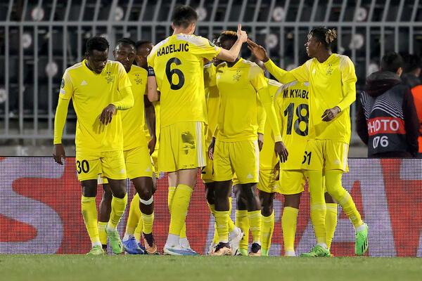 SUMRAK I MUK U HUMSKOJ: Šerif "upucao" Partizan i izbacio ga iz Evrope (VIDEO/FOTO)