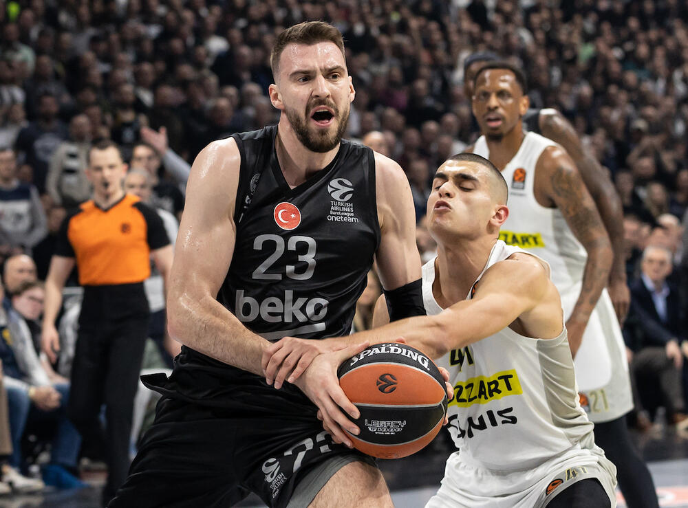 Marko Gudurić na utakmici Partizana i Fenerbahčea