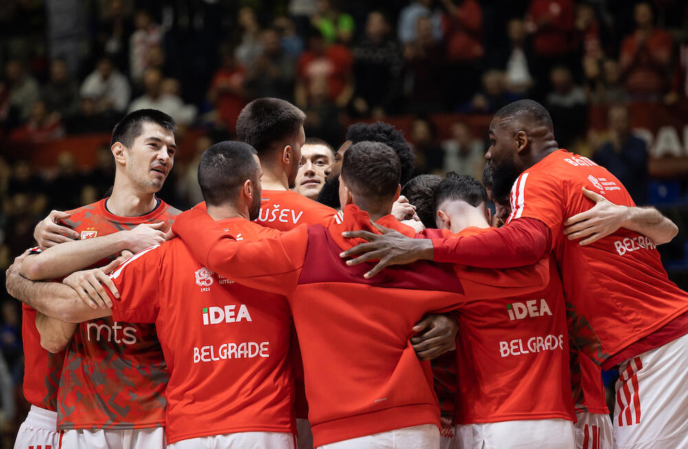 Težak ispit je pred njima... Košarkaši Crvene zvezde