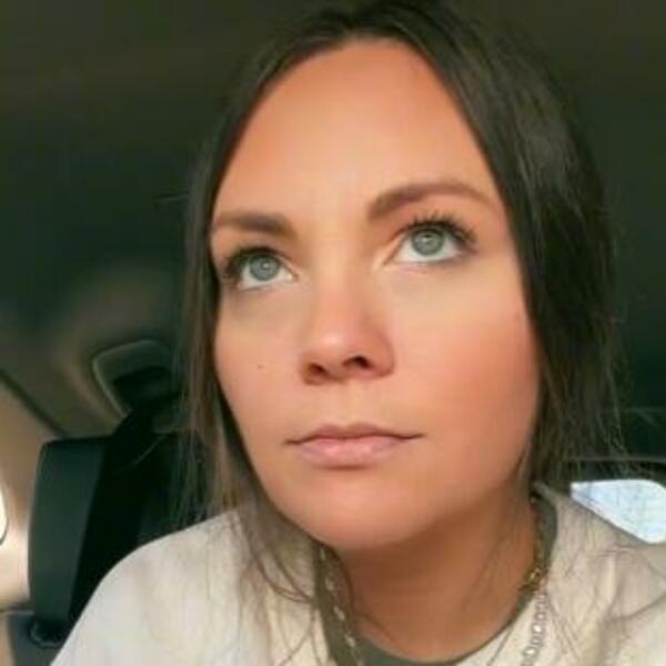 ZAMOLILA SUPRUGA DA USLIKA POROĐAJ, SVE ŠTO JE ŽELELA JESU LEPE USPOMENE: Ono što je on uradio je URNEBESNO (VIDEO)