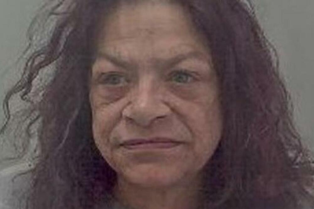 NAORUŽANA NOŽEVIMA, SKOČILA NA DEČKA, PA GA IZBOLA 29 PUTA: Tu nije bio KRAJ, pokušala da uradi nešto još JEZIVIJE!