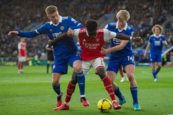 MINIMALAC ARSENALA ZA BEG OD SITIJA! Vest Hem raspucan protiv "šumara"- Aston Vila slavila na Gudisonu