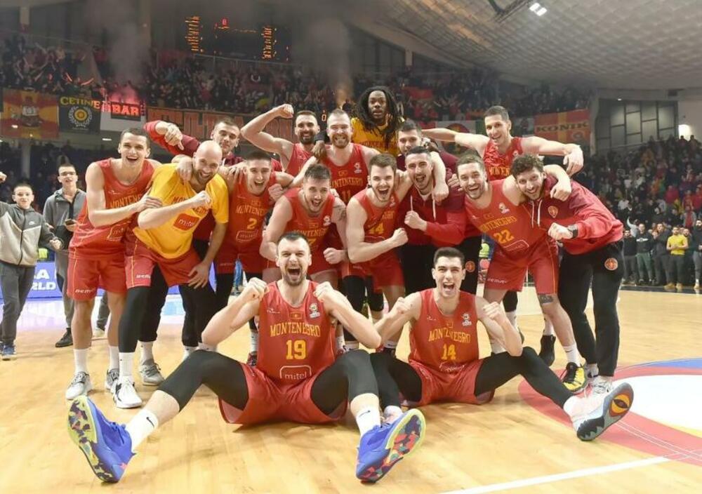 Slavlje košarkaša Crne Gore posle plasmana na Mundobasket