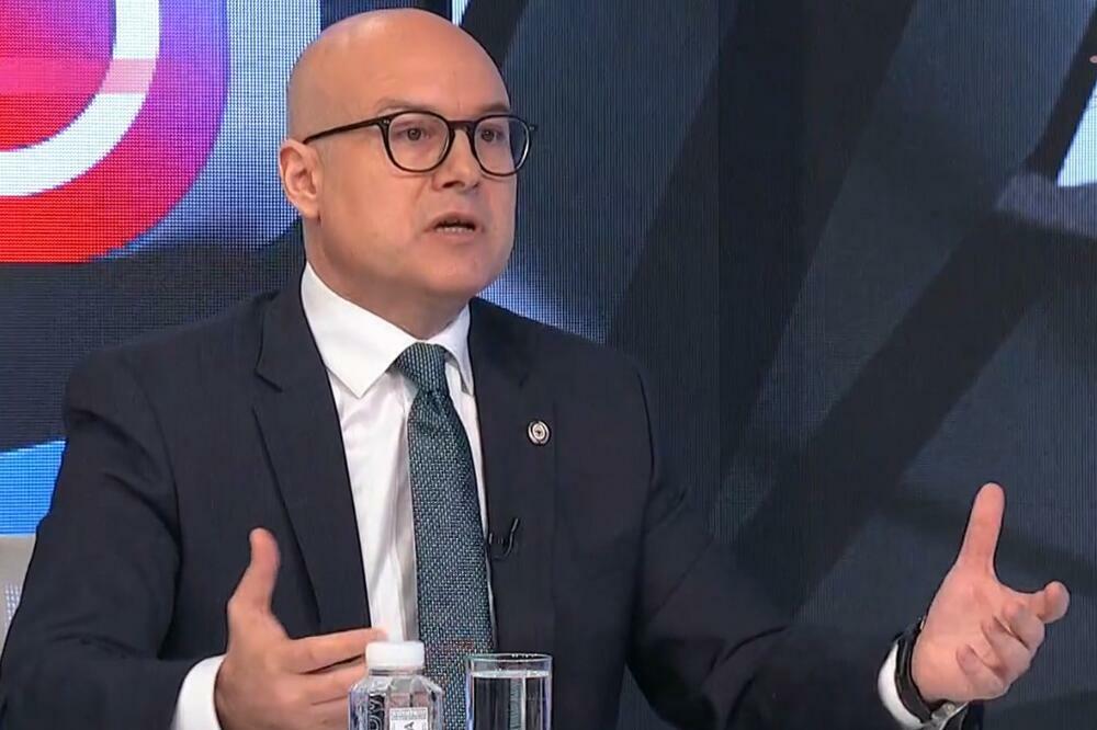 MINISTAR VUČEVIĆ PRED NASTAVAK DIJALOGA U BRISELU: Vučić će biti izložen pritisku da potpiše predlog za Kosovo