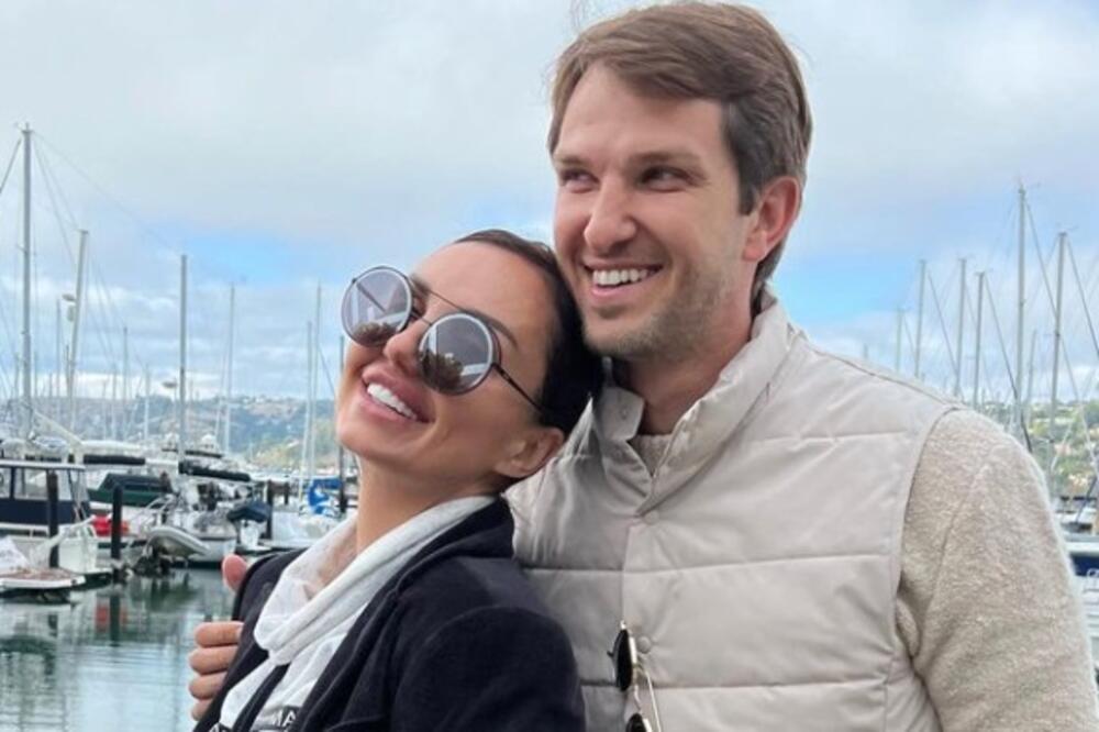 BIVŠA VODITELJKA PINKA U DRUGOM STANJU! Za Espreso sve POTVRDILA, evo kog je POLA BEBA