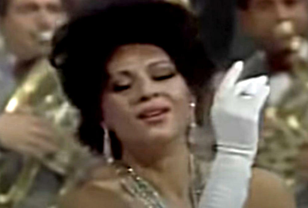 Uvek smirena, ljubazna, nasmejana i puna pažnje za sve oko sebe, bila je jedan od najboljih primera da život voli one koji vole njega