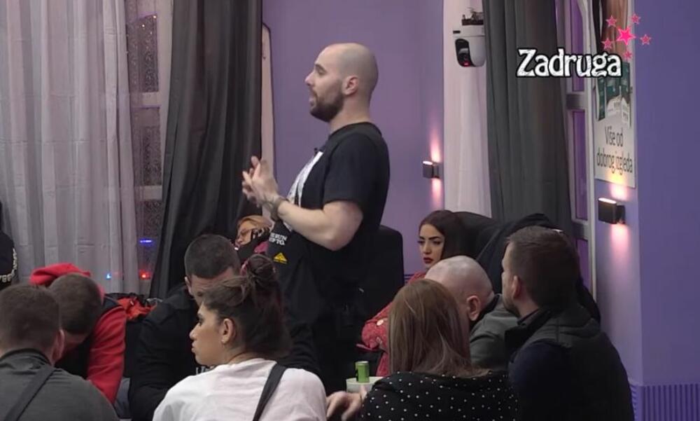 Zvezdan u raspavi sa Anom