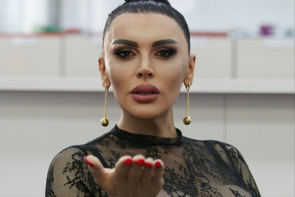 "IMAO PRLJAVE ODNOSE SA NJOM, PA JE STRPAO U ZATVOR": Ovaj UGLEDNI BIZNISMEN je NAMESTIO Elektru? Šok navodi