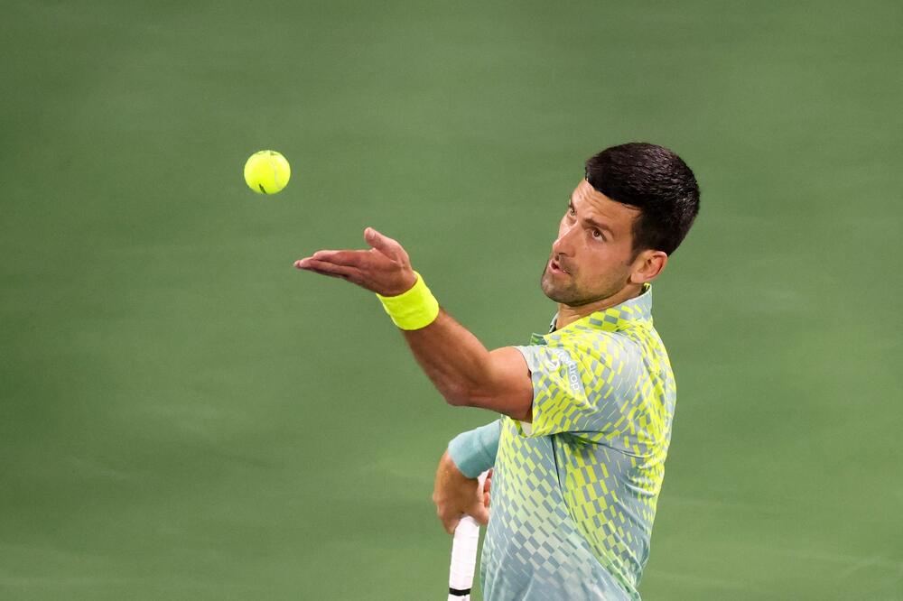 MNOGO GA SE PLAŠI: Španac DRHTI pred Novakom!