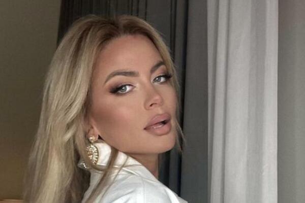 FATALNA I PLAVA: Sva GOLIŠAVA izdanja Milice Pavlović na TACNI, od ovoga NEMA DALJE (FOTO)