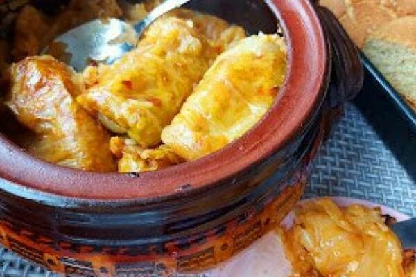 OVAKVU SARMU JE IVO ANDRIĆ JEO U SOKOBANJI: Evo čime je PUNJENA, ukus je mnogo bolji od OBIČNE (RECEPT)