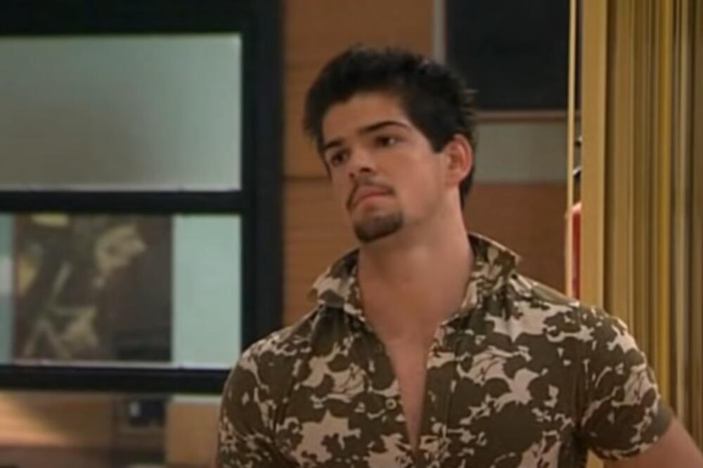 ZA OVIM APOLONOM SU KLINKE U SRBIJI GUBILE GLAVU: Jako će vas iznenaditi kad vidite KAKO DANAS IZGLEDA, PATOSIRA