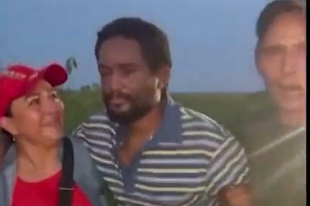 JEO JE CRVE, INSEKTE I PIO KIŠNICU: 31 dan je proveo u DŽUNGLI, nikome nije JASNO kako je PREŽIVEO (VIDEO)