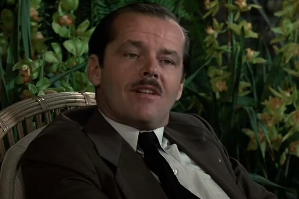 ONA JE VANBRAČNA ĆERKA JEDNOG OD NAJVEĆIH GLUMACA SVIH VREMENA: Nikada je NIJE priznao, evo sa čime se SUOČAVALA