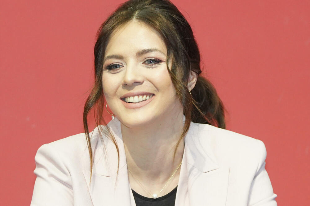 Da li je to ista žena? Juče radila na selu, a danas u teretani pokazala telo boginje, Nina oduševila Srbe