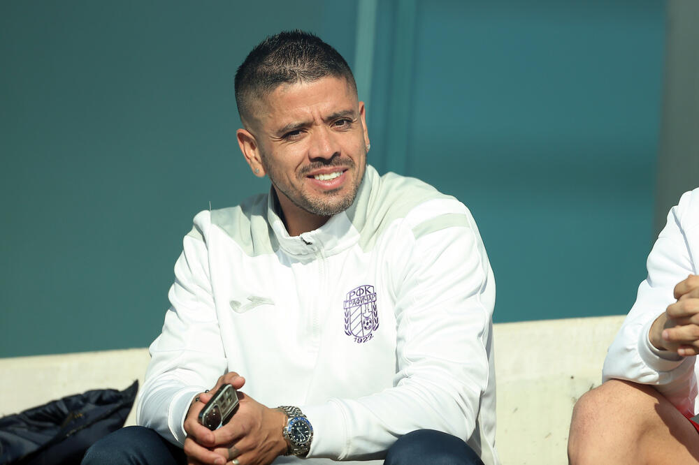 PRVA LIGA SRBIJE OSTALA BEZ LUISA IBANJEZA: Argentinac se vratio u Zagreb, ali ne u Dinamo (FOTO)