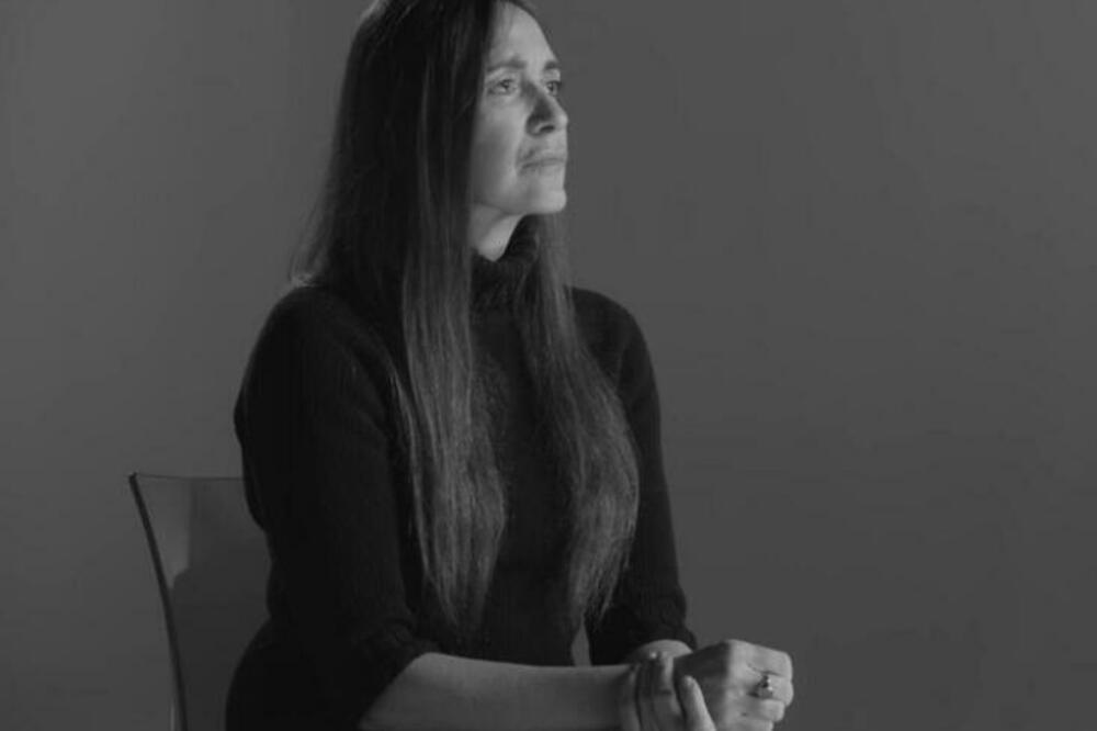 MAJKA JU JE SA 6 GODINA PRODALA PEDOFILIMA: Bila im je ROBINJA, gledala je kako UBIJAJU DECU, a onda je USLEDILO...