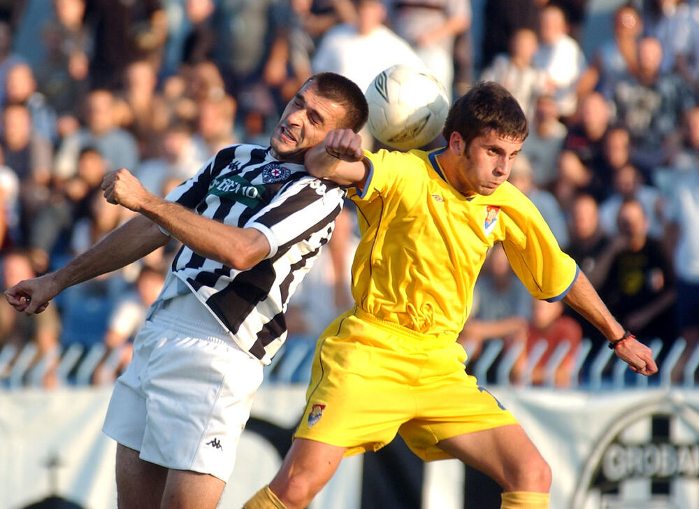 Milan Stojanoski (levo)