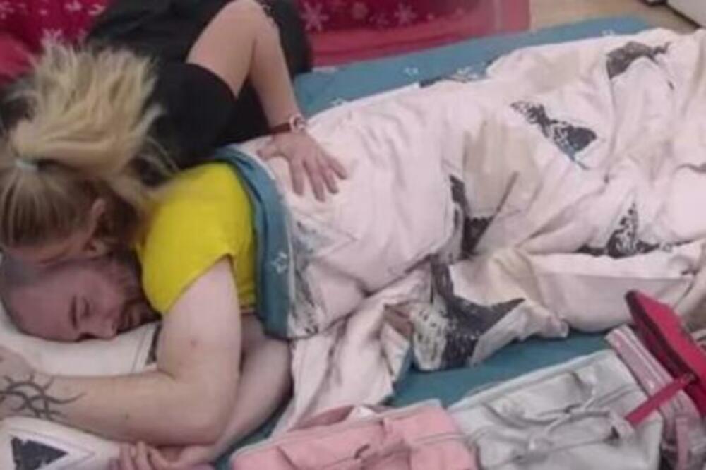 ZADRUGARKA U TAJNOSTI LJUBI SLAVNIĆA: Žene NA KOLENA padaju pred ŽESTOKIM momkom, pa zar i ONA?