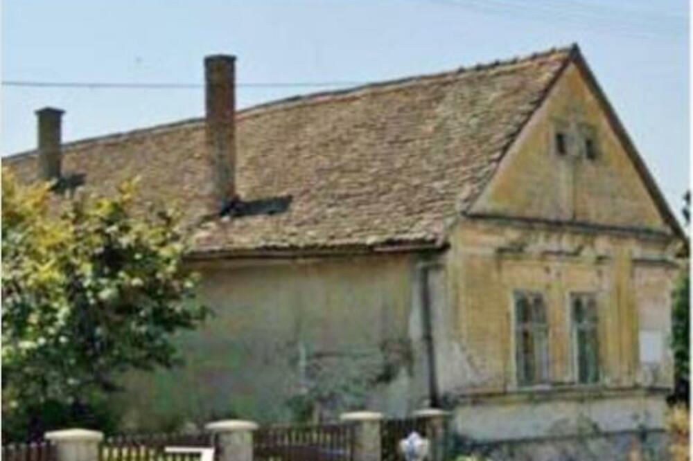 KUPILA JE KUĆU STARU 102 GODINE, KAD JE OBILA VRATA, IMALA JE ŠTA DA VIDI: Ono što je ugledala, PORAZILO JU JE