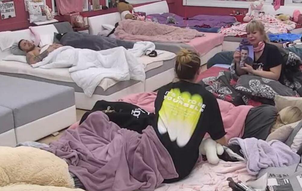 Miljana Kulić I Ana Ćurčić