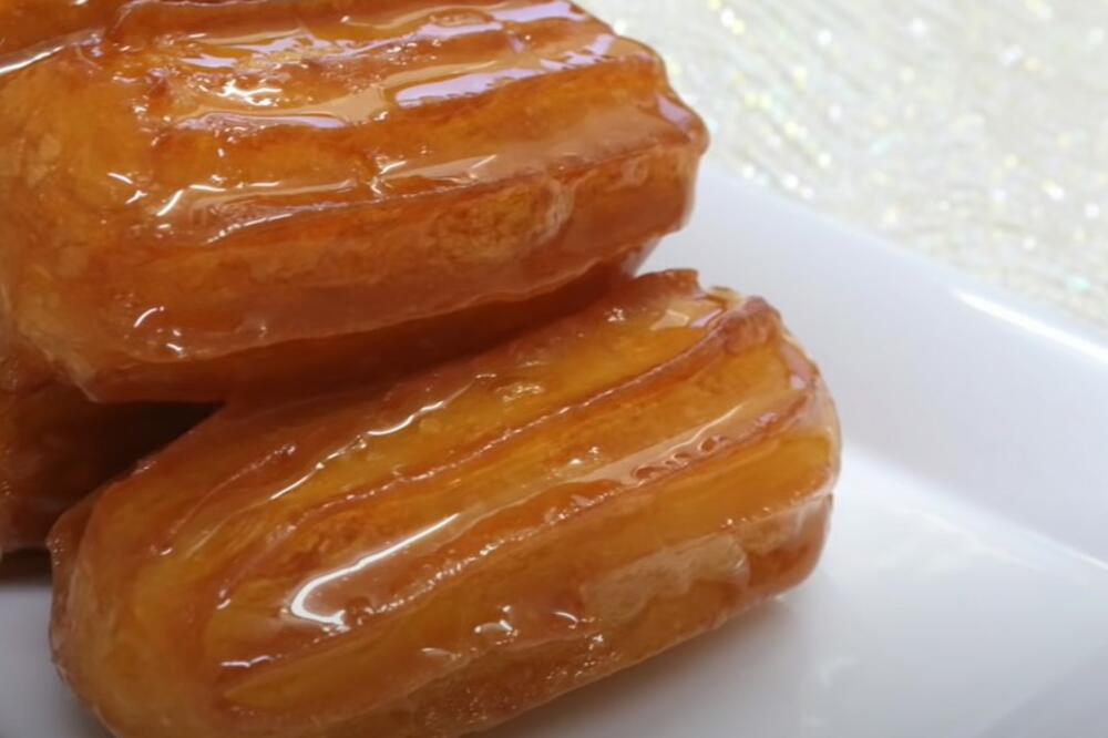 OVAKO BOSANSKE DOMAĆICE SPREMAJU TULUMBE: Stari RECEPET krije CAKU koju morate da ZAPIŠETE