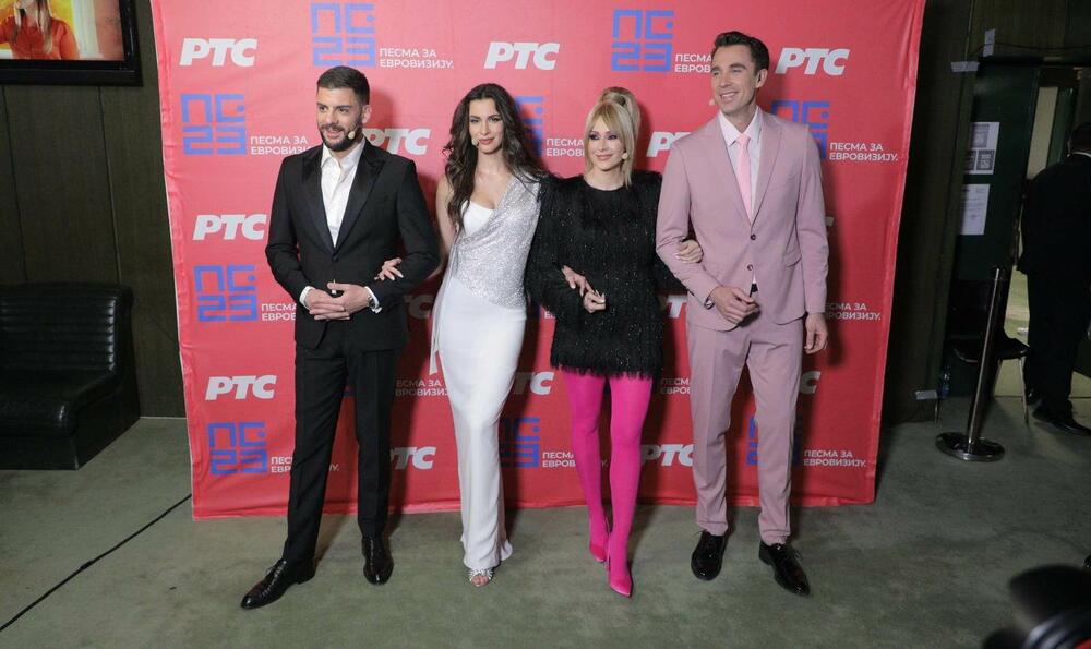 Ove godine na muzičkom festivali voditelji su bili Dragana Kosjerina, Kristina Radenković, Stefan Popović i glumac Milan Marić.