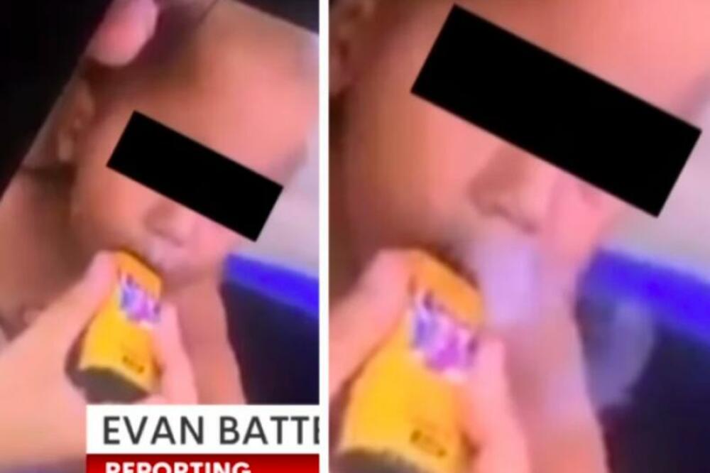 STRAŠAN VIDEO OBIŠAO SVET: Majka je DETETU gurnula u USTA 1 PREDMET, smejala se dok se BEBICA GUŠILA (VIDEO)