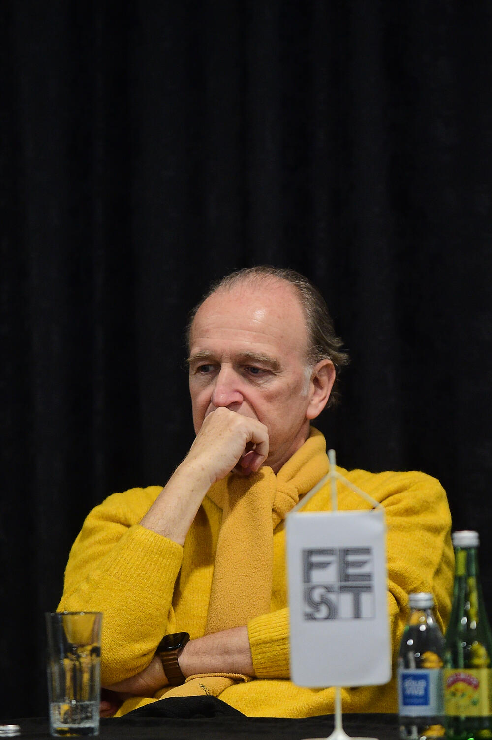 Na kraju snimanju joj je otkrio o čemu je reč