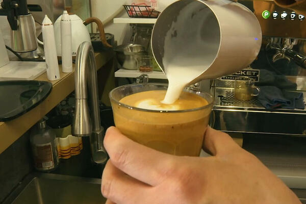 Tiha kafa kod Džanga: Specijalan kafić u Pekingu (VIDEO)