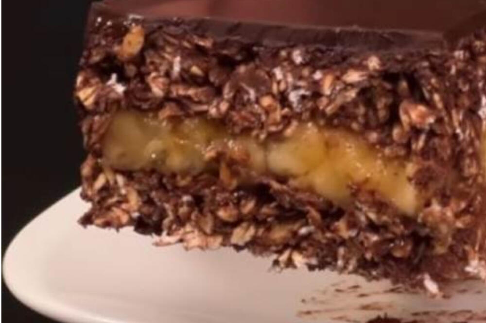 HIT KOLAČ GOTOV ZA SVEGA 5 MINUTA: Nema jeftinije poslastice, pravi se od SAMO TRI SASTOJKA (RECEPT)