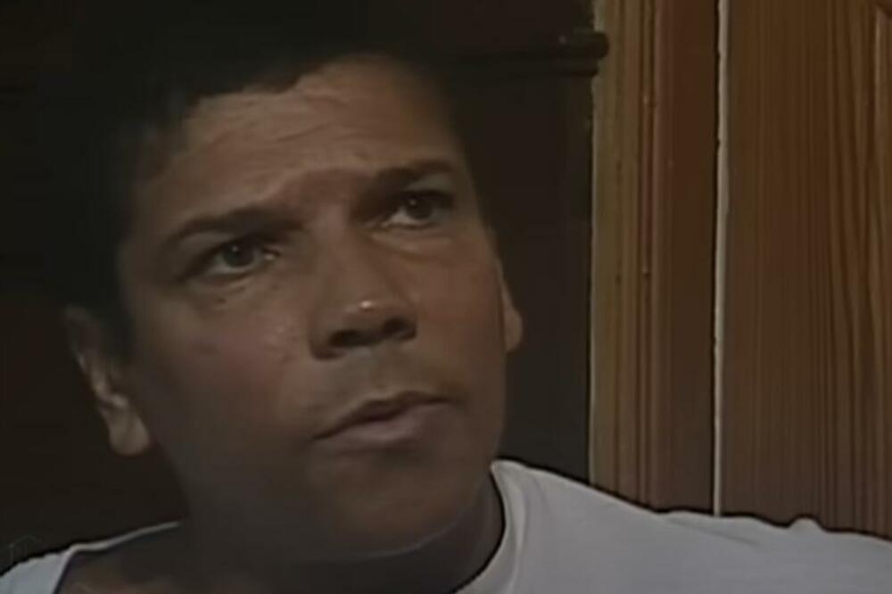 SERIJSKI UBICA IZREŠETAN ISPRED SVOJE KUĆE: Tvrdio da je ubio više od 100 ljudi, uključujući i ROĐENOG OCA (VIDEO)