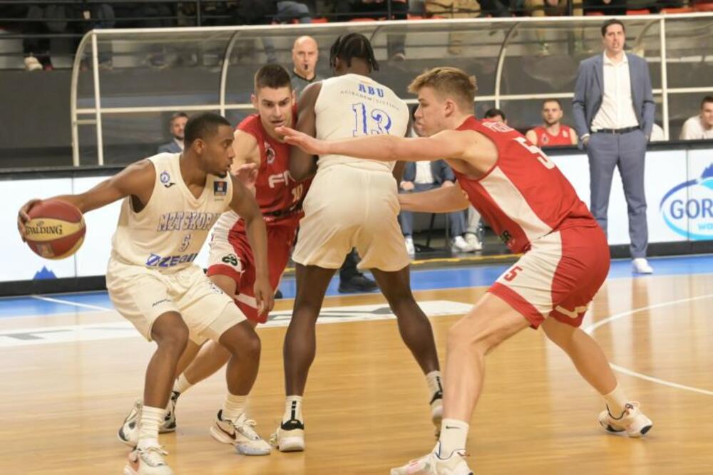 Majkl Kefi na meču protiv FMP-a