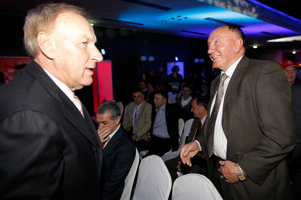 ŽESTOKO UDARIO NA VIDIĆA: Pale teške reči, hoće li Nemanja reagovati?