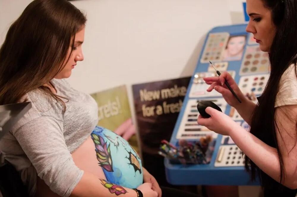 NATAŠA IZ TOPOLE TRUDNICAMA OSTAVLJA NAJLEPŠU USPOMENU: Ovo nema CENU, a zaista je PRELEPO (FOTO)