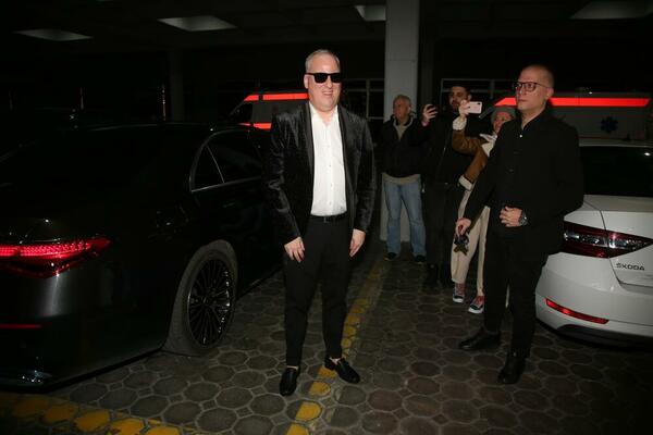 POZNATI NAGRNULI NA KONCERT SAŠE MATIĆA: Evo ko je sve došao