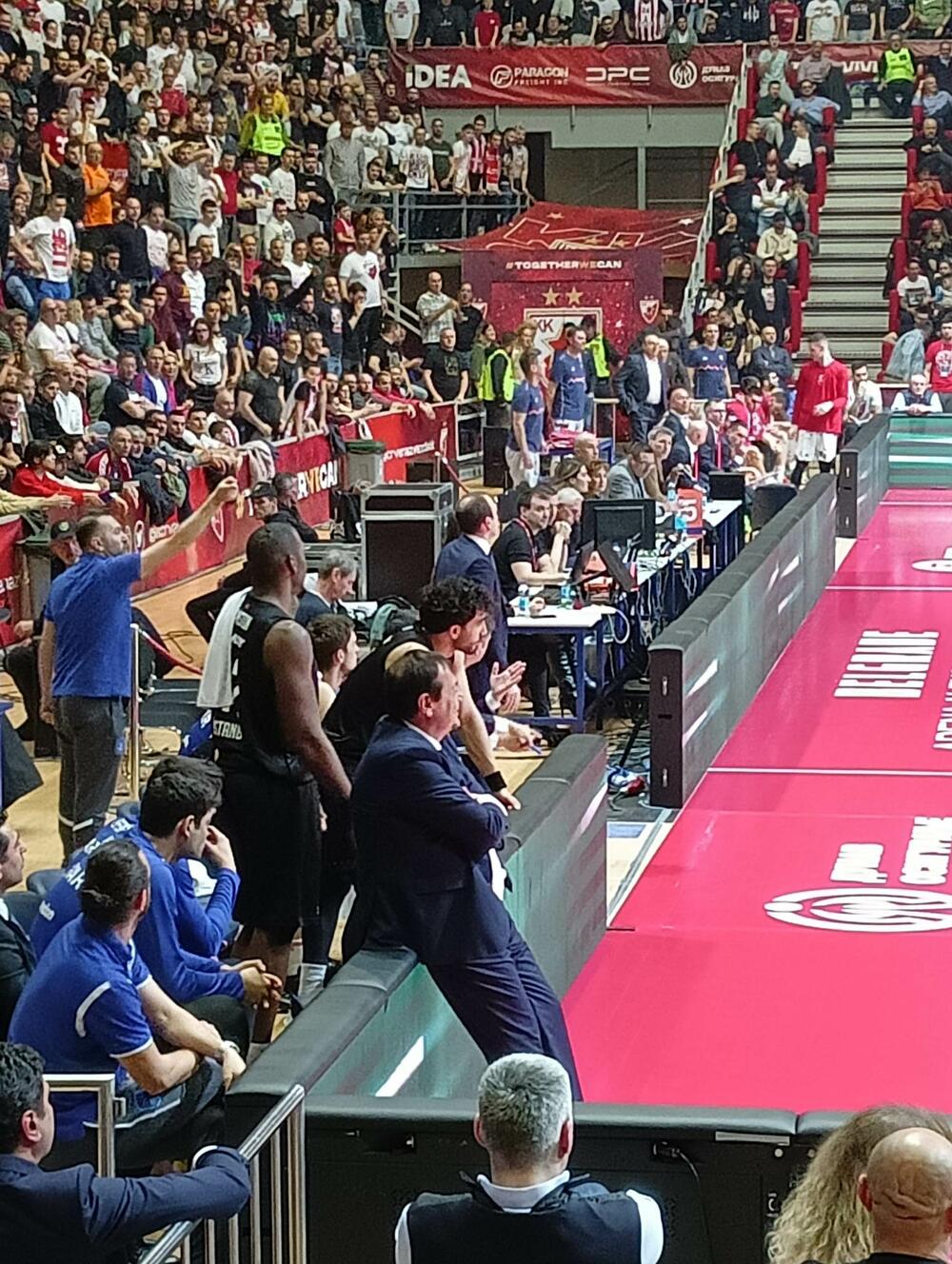 Ergin Ataman, KK Crvena zvezda, KK Efes