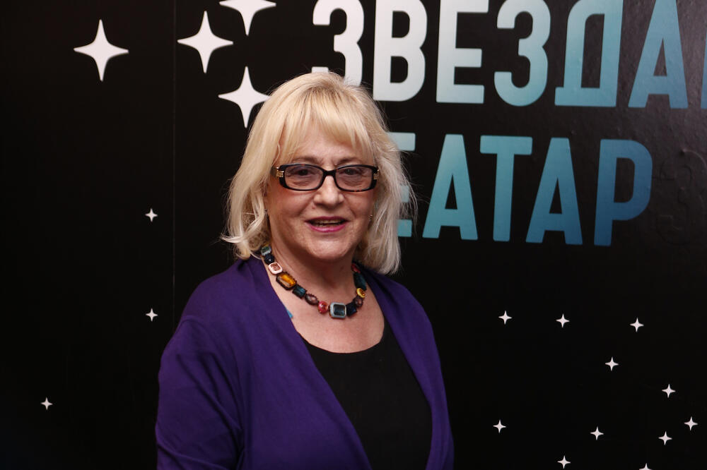 NJEGOVO ZANIMANJE IZAZIVA NEVERICU, A NIKADA GA NISMO VIDELI: Muž Mire Adanje Polak je OZBILJAN ČOVEK