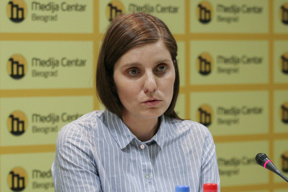 Pres konferencija, medija centar, Ivana Jović