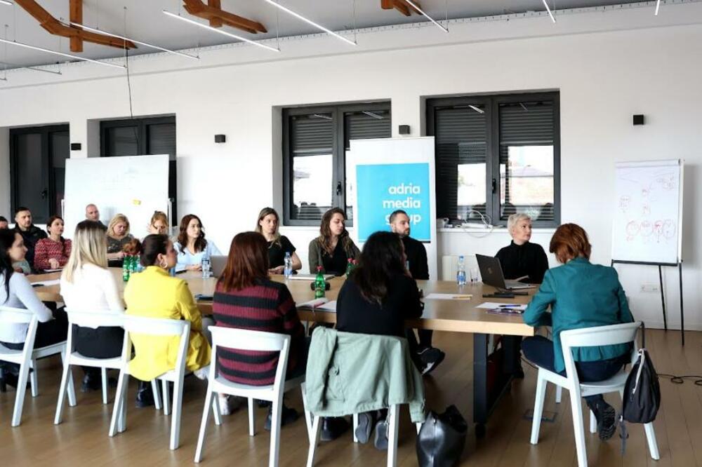 DAN ŽENA SMO OBELEŽILI KONKRETNOM AKCIJOM: Adria Media Group organizovala obuke za novinare
