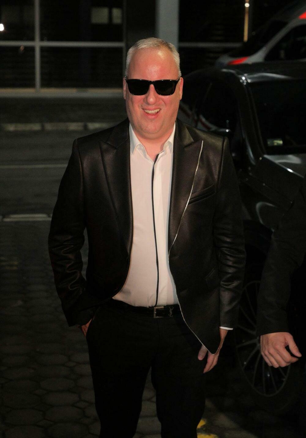 Poznato je da blizanačke trudnoće nekada znaju da budu rizične, pa su tako Saša i Dejan rođeni u šestom mesecu