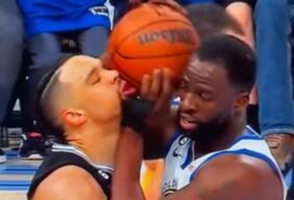 Drejmond Grin, Dilon Bruks