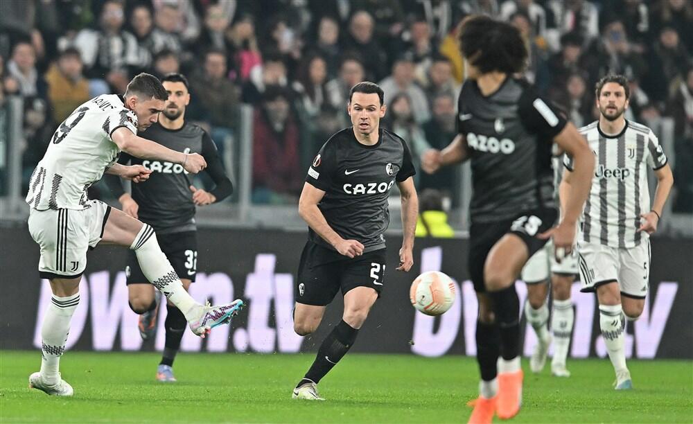 Dušan Vlahović na utakmici Juventusa i Frajburga