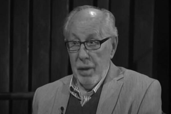 BOGATA BIOGRAFIJA DRAGOSLAVA MIHAILOVIĆA: Karijerni put pisca i akademika bio je TRNOVIT!