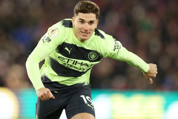 ALVAREZ 2028! Svetski šampion doneo odluku oko nastavka karijere u Mančester sitiju (FOTO)