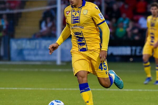 HET-TRIK NIKOLE KRSTOVIĆA! Bivši napadač Zvezde vodi Dunajsku Stredu do titule (FOTO)