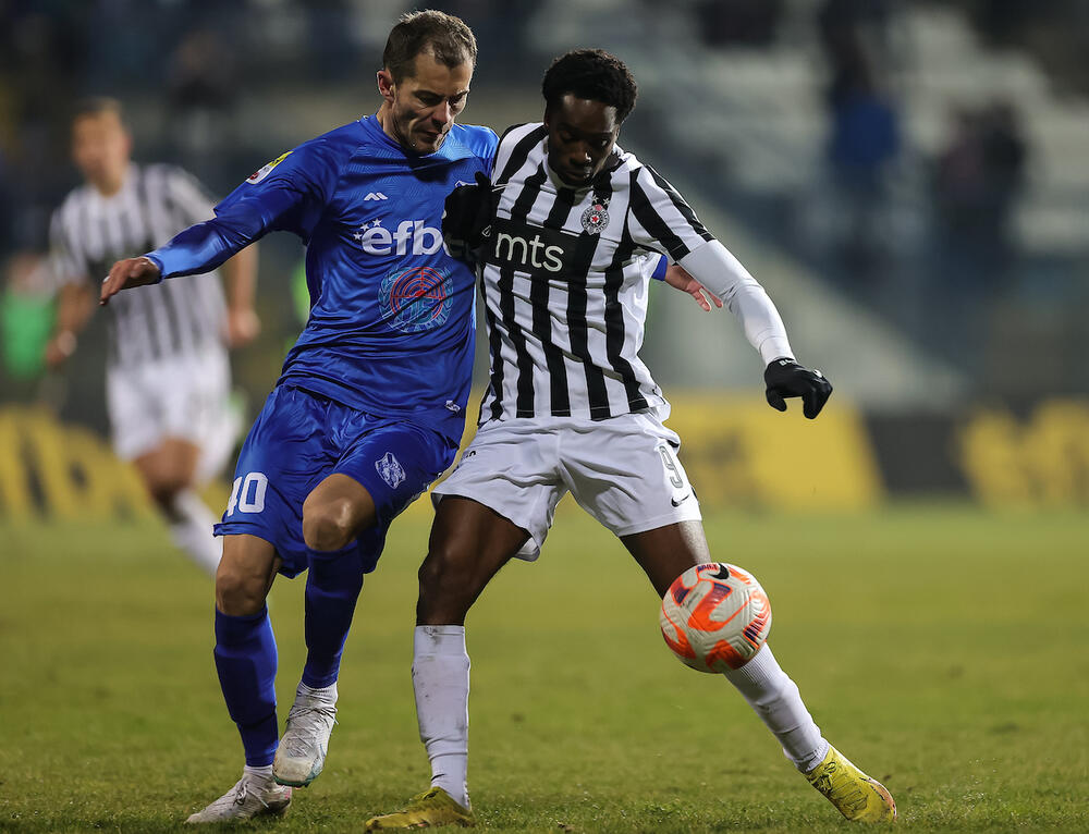 Detalj sa utakmice Mladosti i Partizana u Lučanima