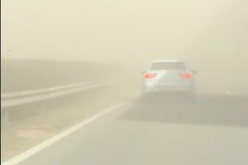 IZAŠLI JEZIVI SNIMCI PRE STRAVIČNOG SUDARA U MAĐARSKOJ: U nesreći potpuno izgorelo 19 vozila! (VIDEO)