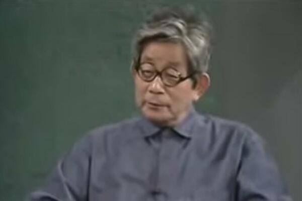 PREMINUO POZNATI KNJIŽEVNIK I NOBELOVAC: Biće upamćen po VELIKIM DELIMA